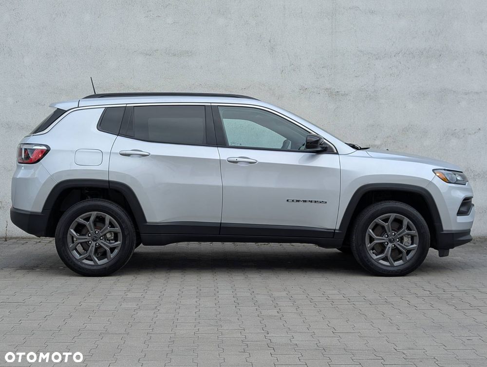 Jeep Compass - 6