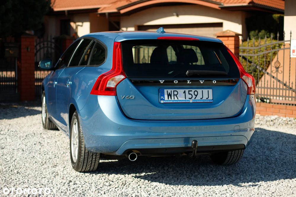 Volvo V60 D3 Geartronic Momentum - 11