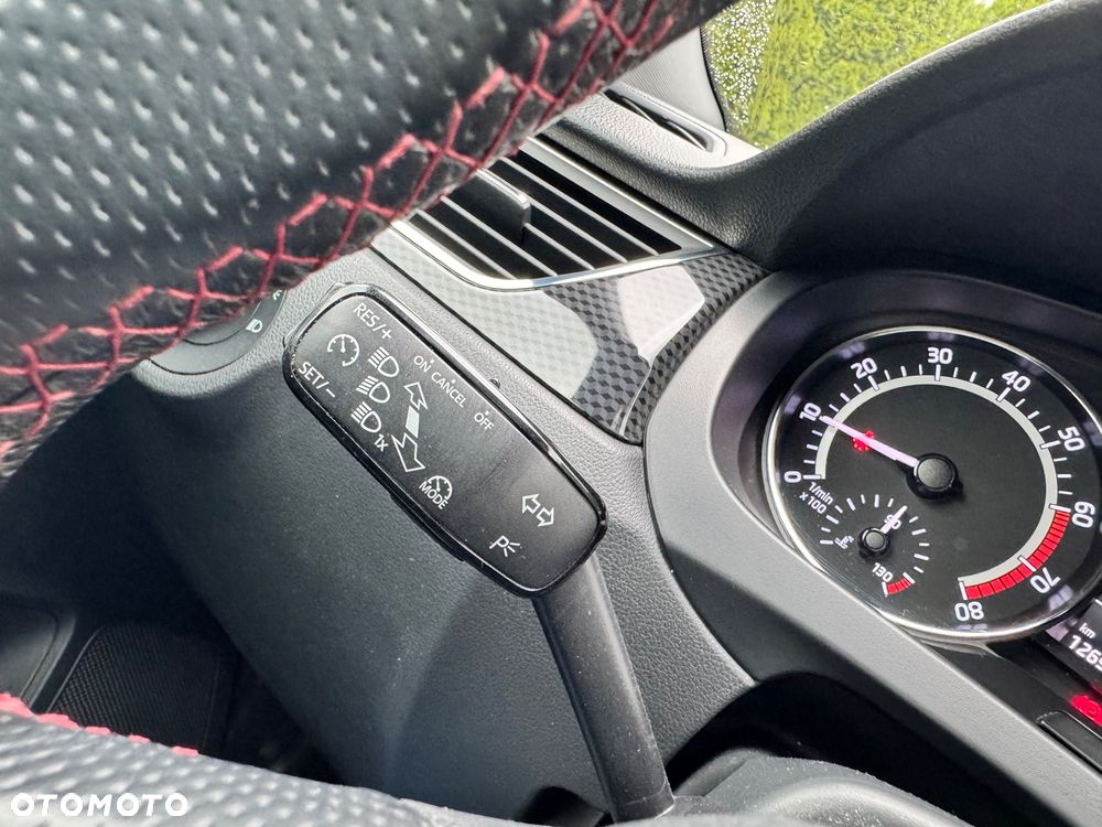 Skoda RAPID 1.0 TSI Monte Carlo - 31