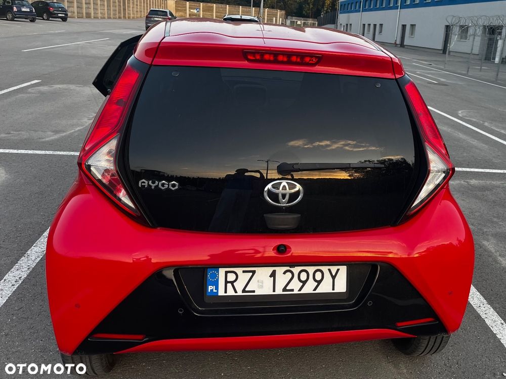Toyota Aygo 1.0 VVT-i Color Edition - 11