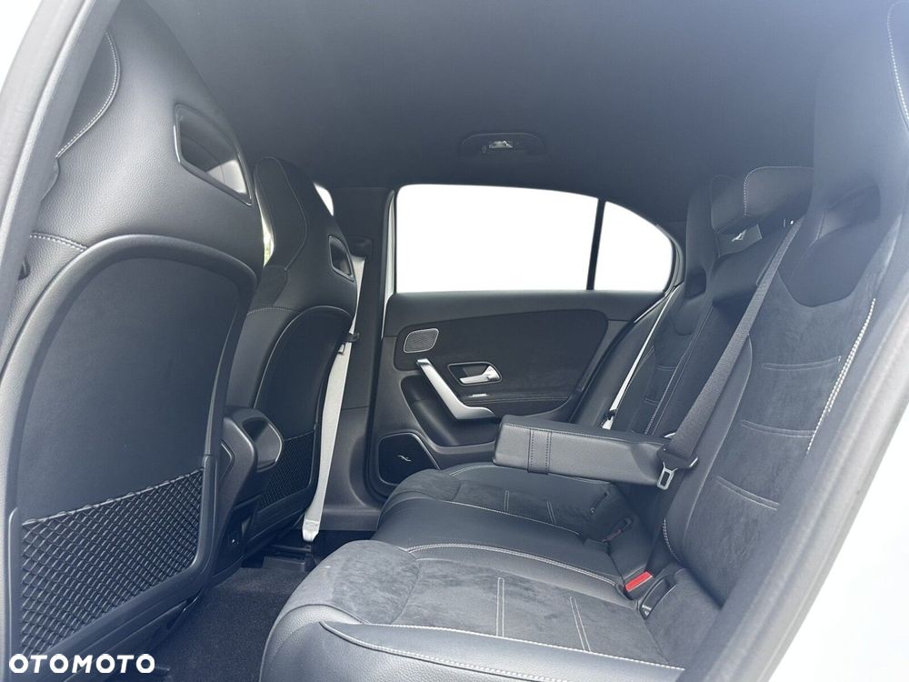 Mercedes-Benz Klasa A 200 AMG Line 7G-DCT - 9