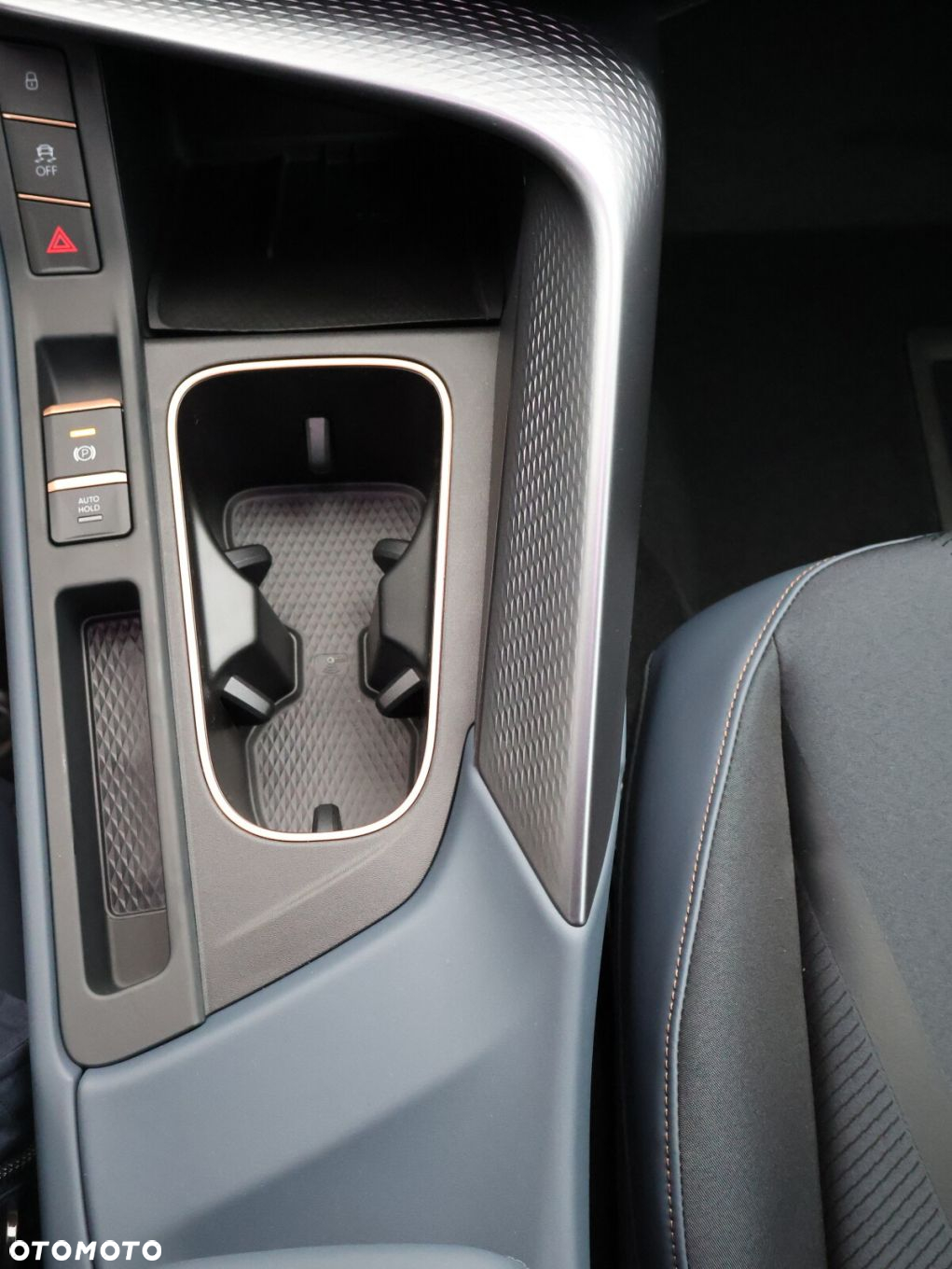 Cupra Terramar 1.5 eTSI mHEV DSG - 35