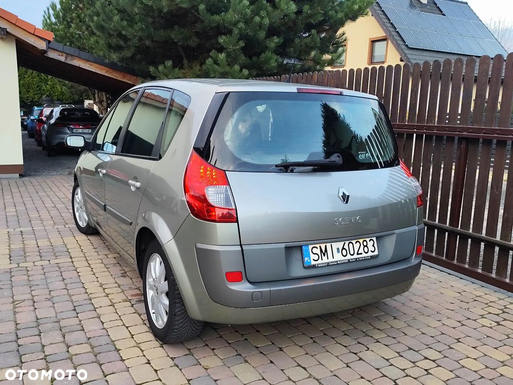 Renault Scenic 1.6 16V Confort Expression - 26