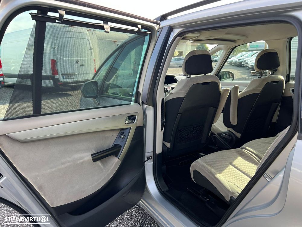 Citroën C4 Grand Picasso 1.6 HDi Confort - 15