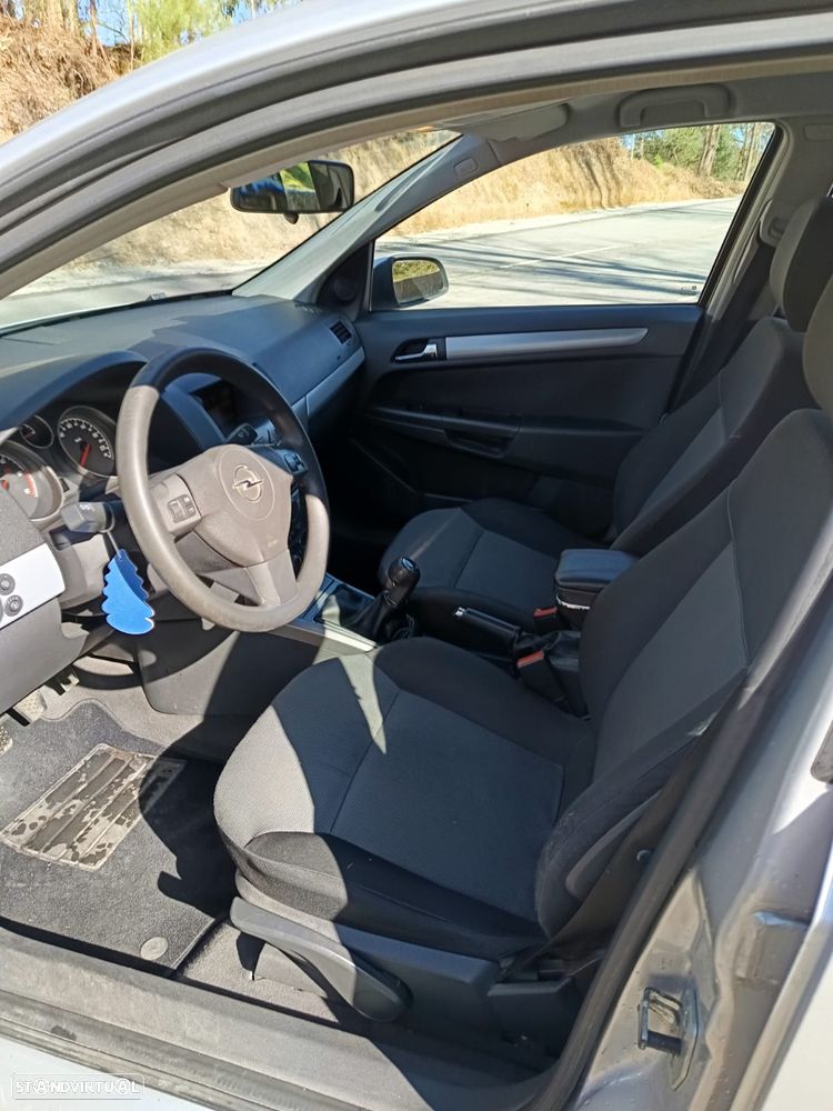 Opel Astra 1.7 CDTI Enjoy - 6