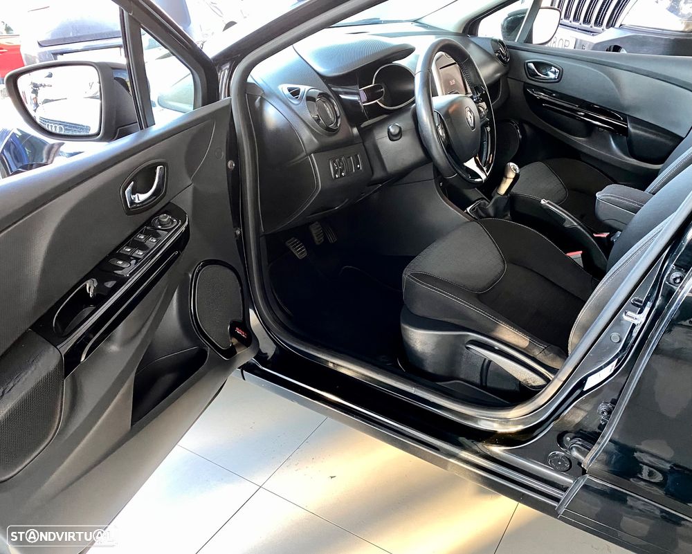 Renault Clio Sport Tourer 1.5 dCi Luxe - 10