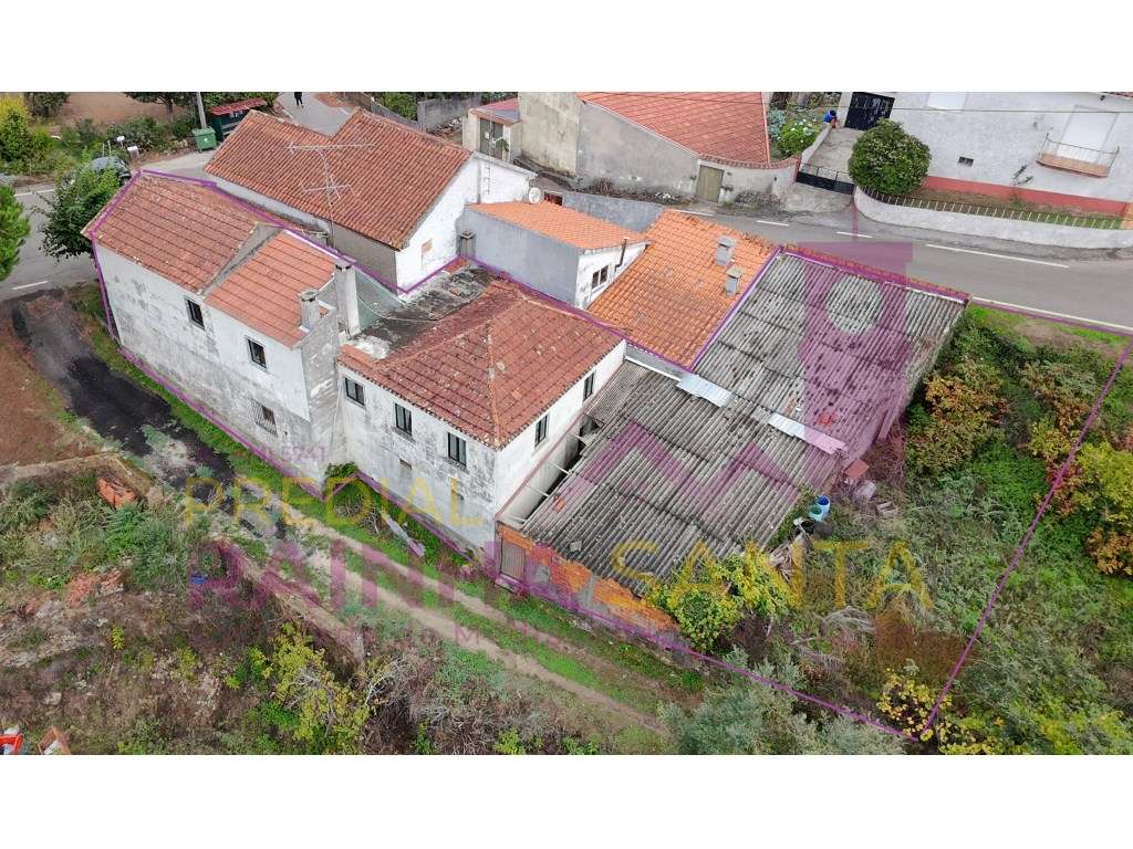 Moradia M4 com garagem, terreno e vistas para campo e montanha 6 km... - Grande imagem: 2/23