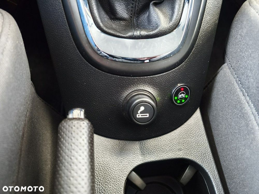 Chevrolet Orlando 1.8 LS+ - 28