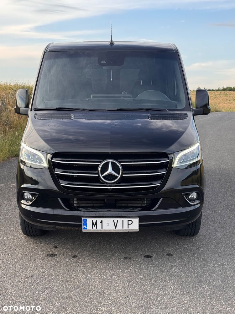 Mercedes-Benz Sprinter - 13