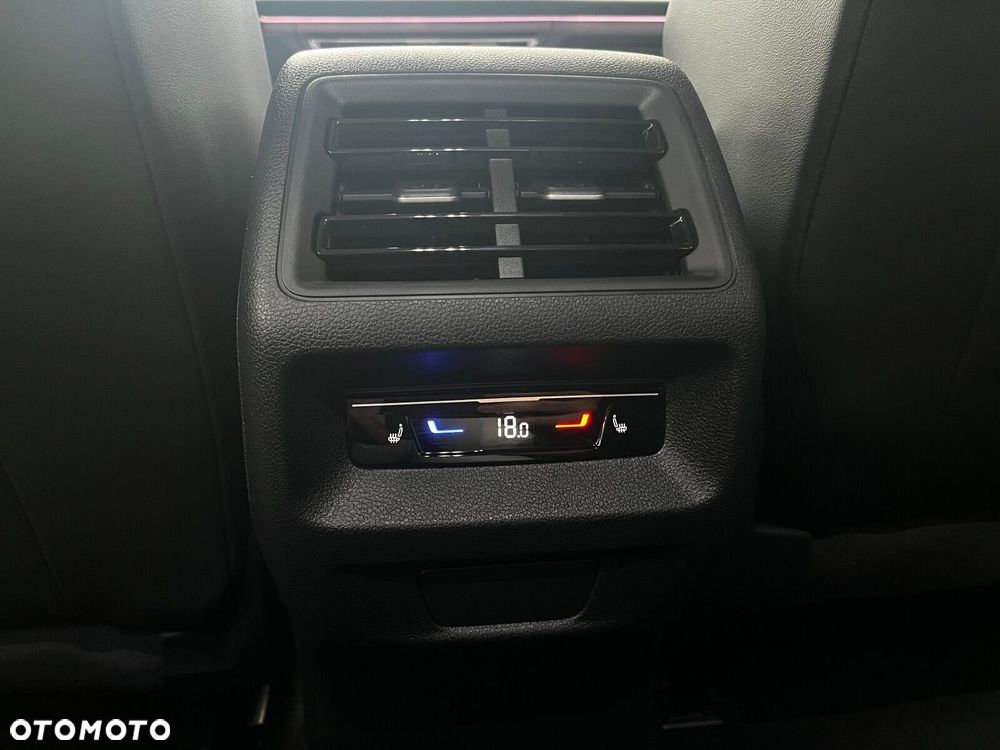 Volkswagen Tiguan - 22
