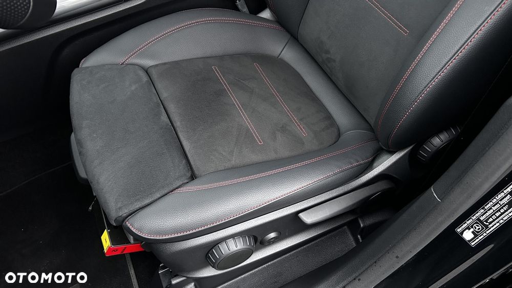 Mercedes-Benz GLA 200 AMG Line - 13