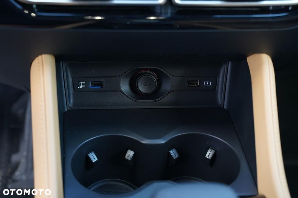 MG HS 1.5 T-GDI Exclusive DCT - 19