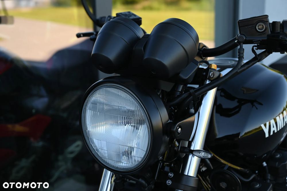 Yamaha XJR - 39