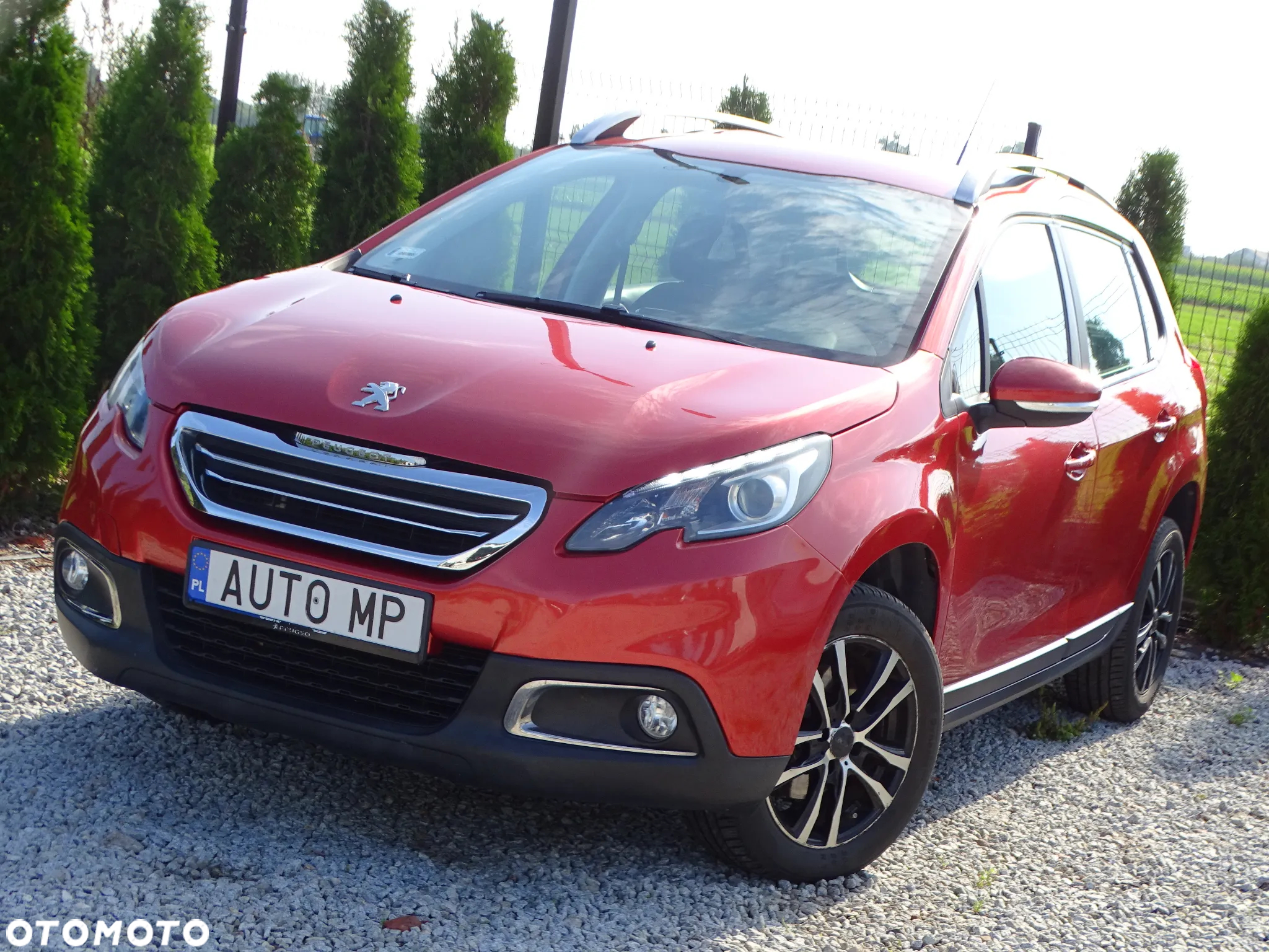 Peugeot 2008 1.2 Pure Tech Allure S&S - 25
