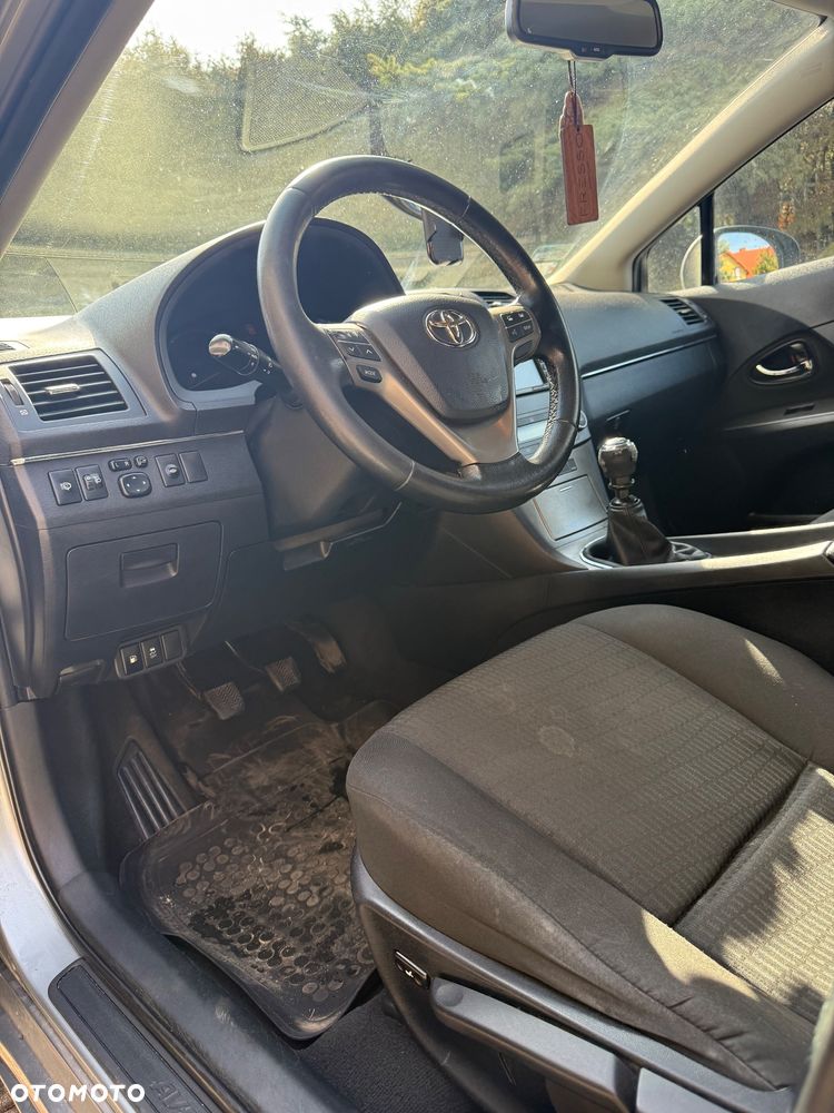 Toyota Avensis 2.0 D-4D Sol+NAVI - 15