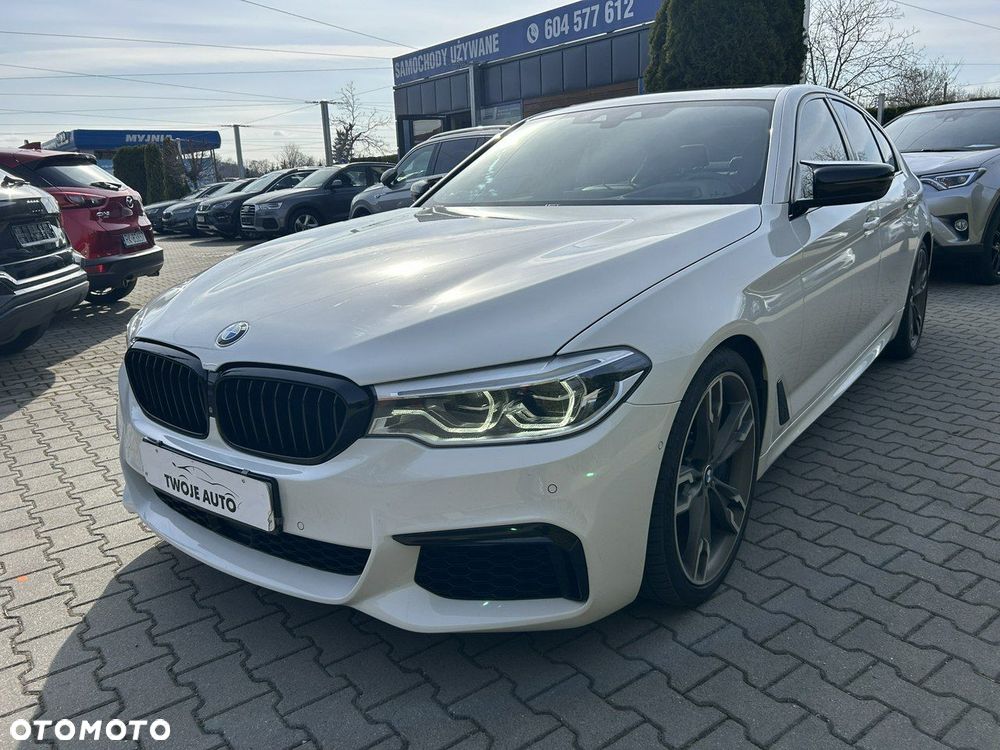 BMW Seria 5 M550i xDrive sport - 2