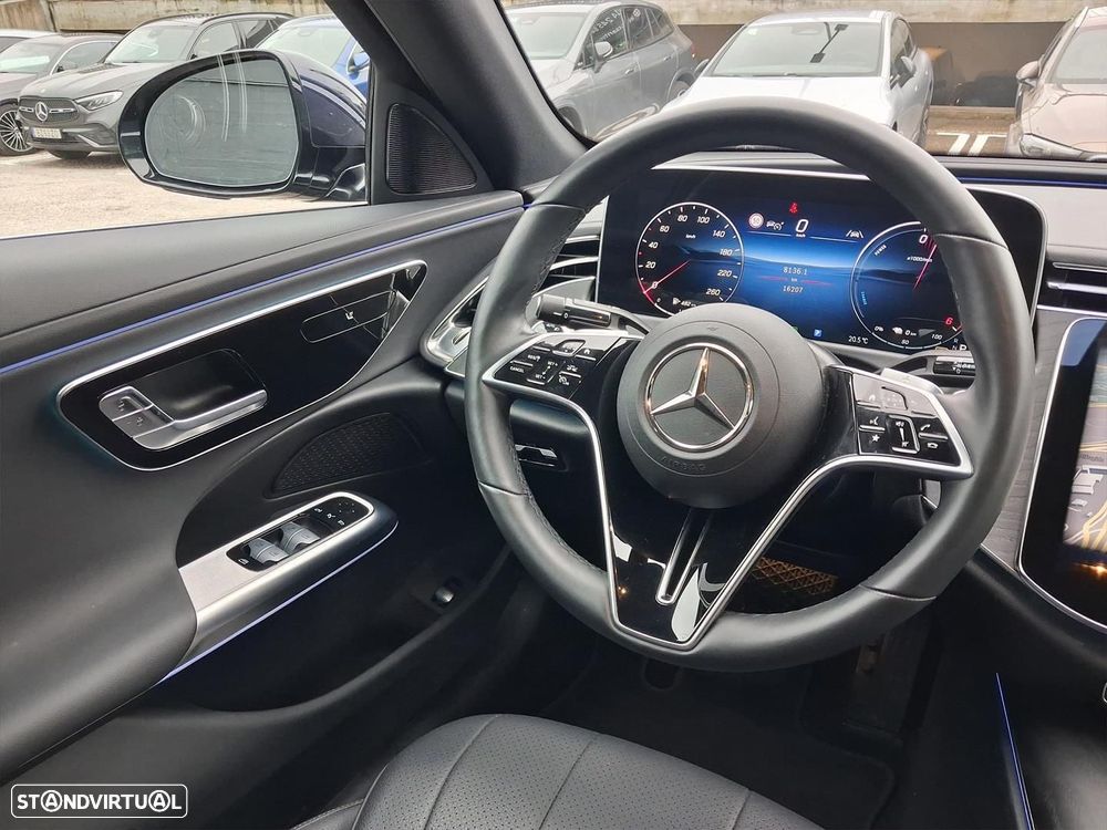 Mercedes-Benz E 300 de Avantgarde - 16