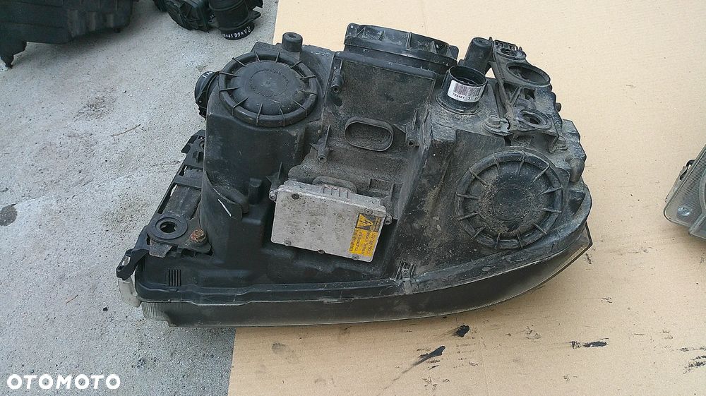 RANGE ROVER SPORT LAMPA PRZEDNIA XENON  LEWA LUB PRAWA - 4