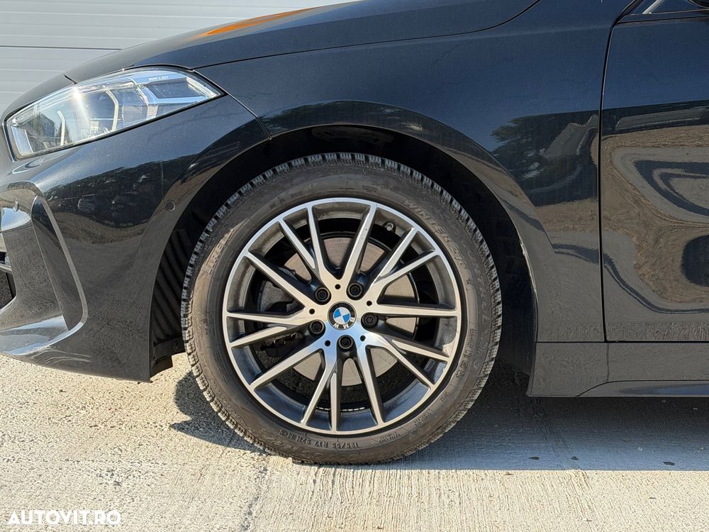BMW 1 Series 2022 — imagine 6
