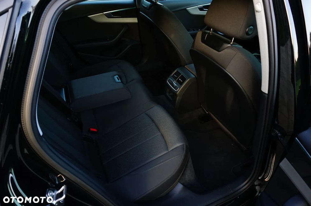 Audi A4 Limousine 35 TDI mHEV S tronic - 23