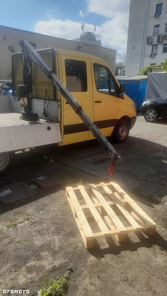 Mercedes-Benz Sprinter - 4