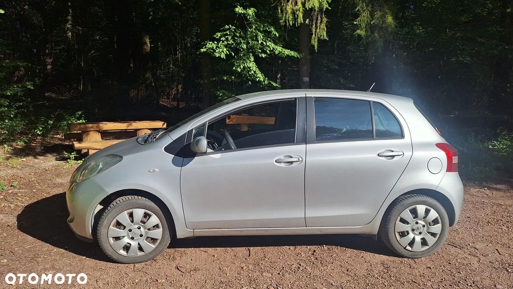 Toyota Yaris 1.0 VVT-i Luna - 1