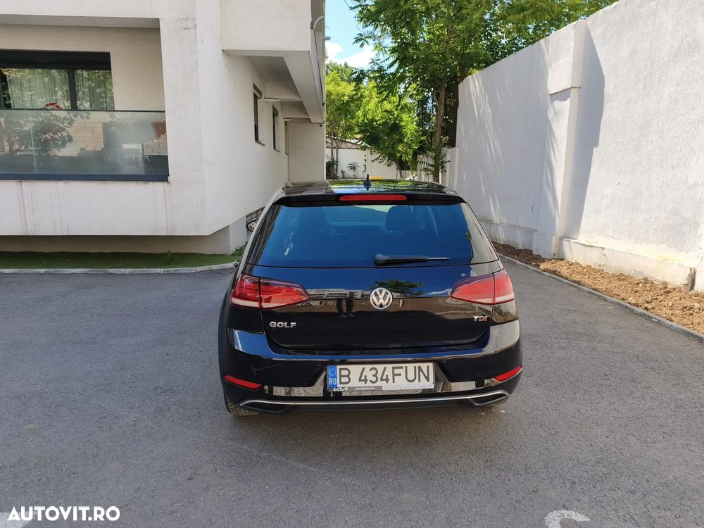 Volkswagen Golf 1.6 TDI DPF BMT DSG Comfortline - 4