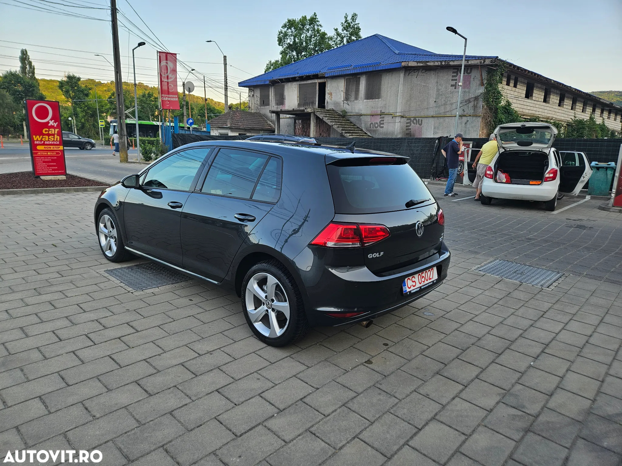 Volkswagen Golf 1.2 TSI BlueMotion Technology Allstar - 3