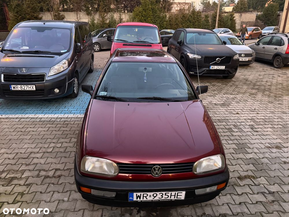 Volkswagen Golf 1.6 - 15