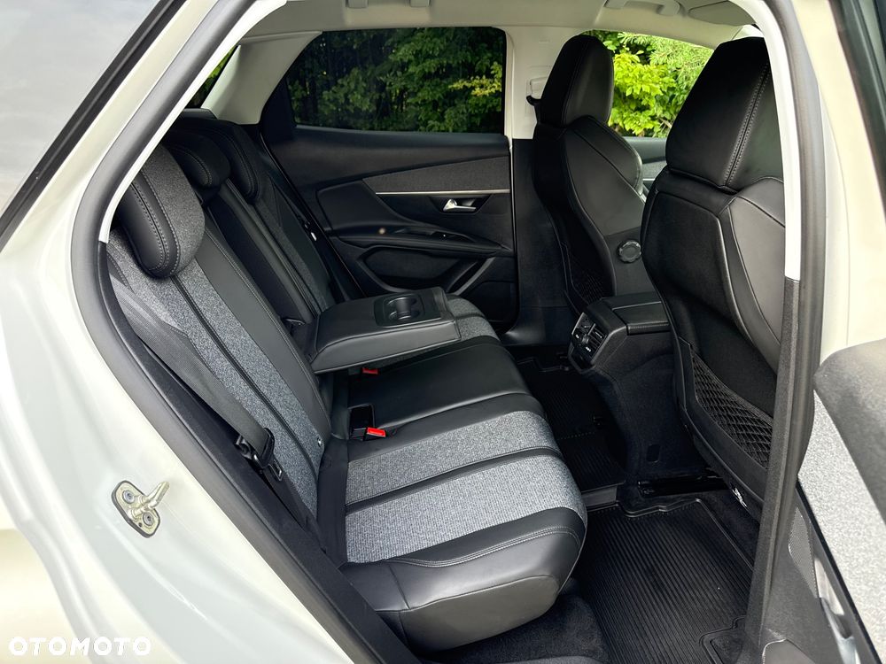 Peugeot 3008 BlueHDi 120 Stop & Start Allure - 24