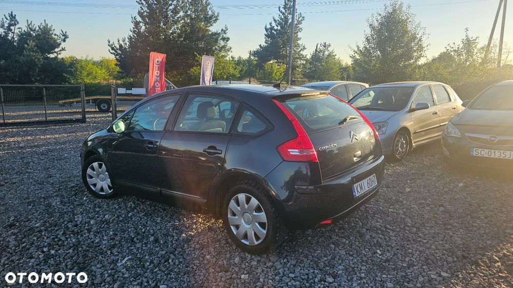 Citroën C4 1.4 16V Equilibre - 4