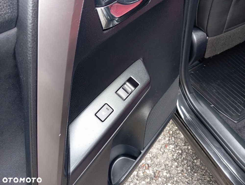 Toyota RAV4 Hybrid Prestige 4x4 - 15