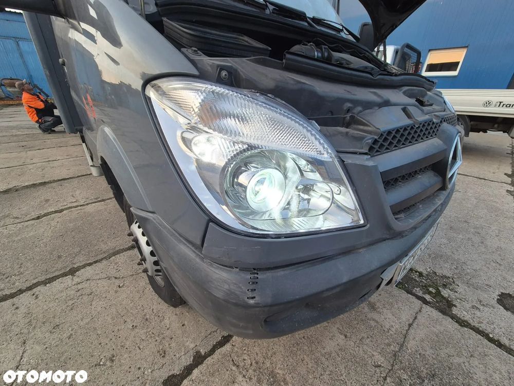 Mercedes-Benz Sprinter - 7