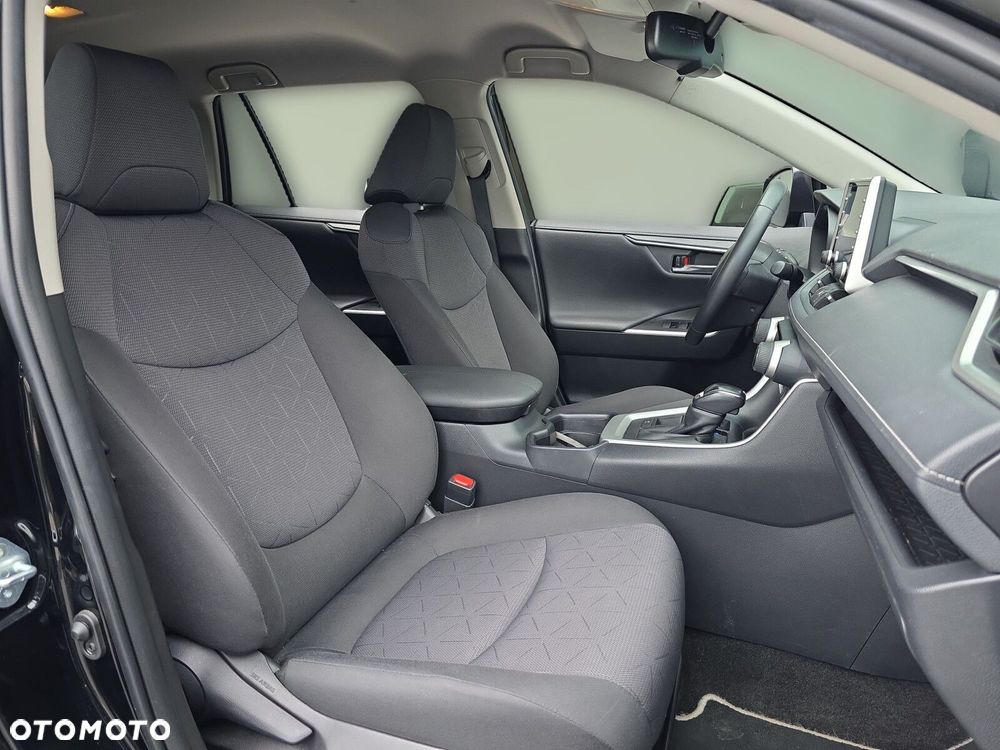 Toyota RAV4 - 25