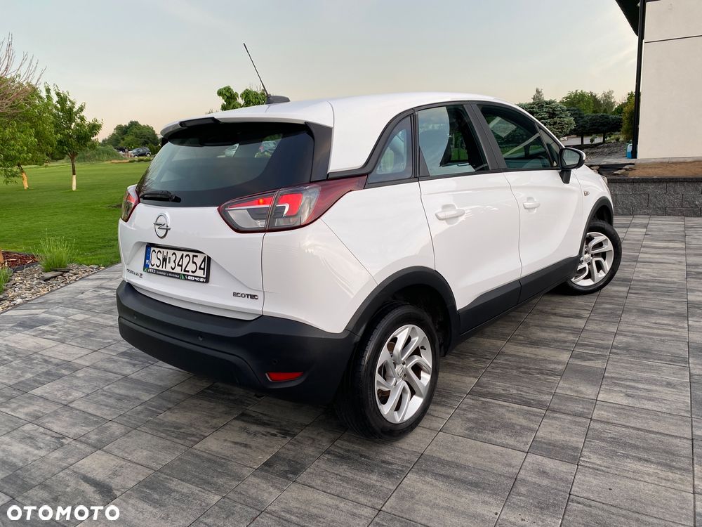 Opel Crossland X 1.2 T Design Line S&S - 13