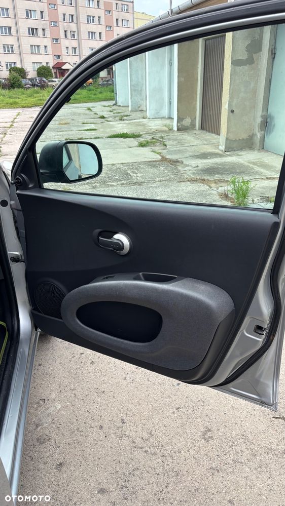 Nissan Micra - 11