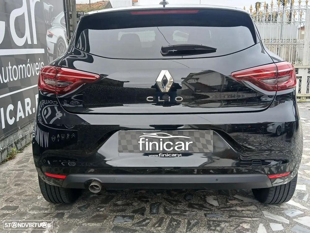 Renault Clio - 40