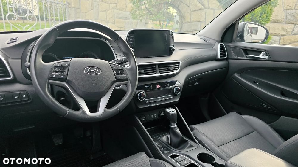 Hyundai Tucson 1.6 GDi 2WD Select - 12