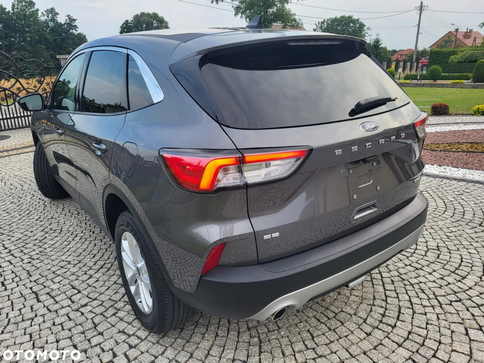 Ford Kuga - 9