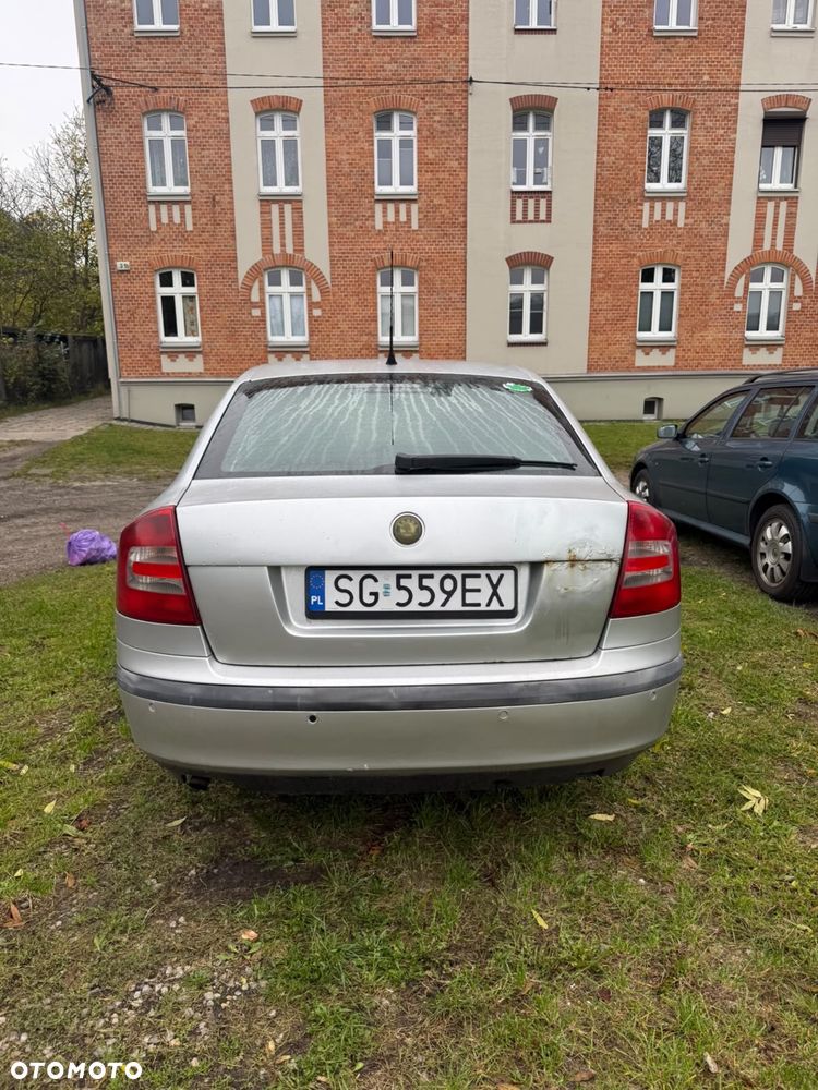 Skoda Octavia 2008 photo 2