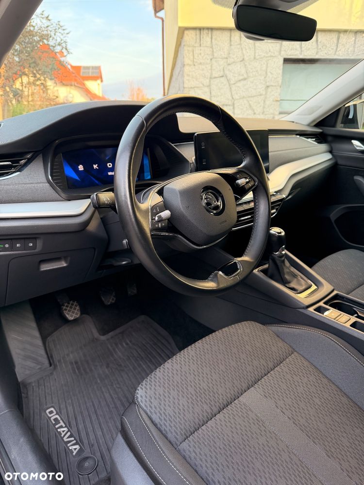 Skoda Octavia 1.5 TSI ACT Style - 19