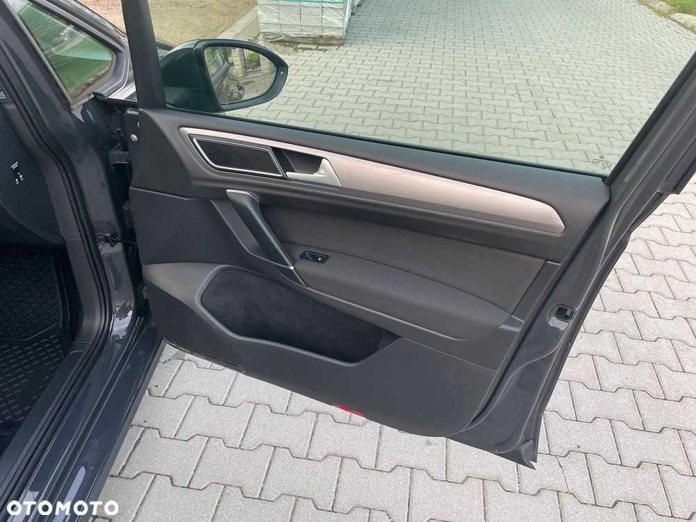 Volkswagen Golf Sportsvan VII SV 1.2 TSI BMT Trendline - 21