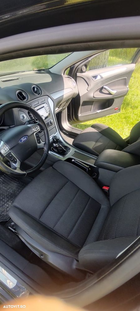 Ford Mondeo 2.0 TDCi Business Class - 6