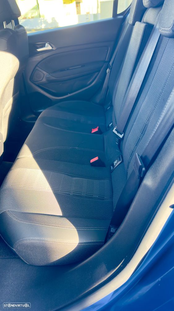 Peugeot 308 PureTech 130 GPF Stop & Start Allure Pack - 21