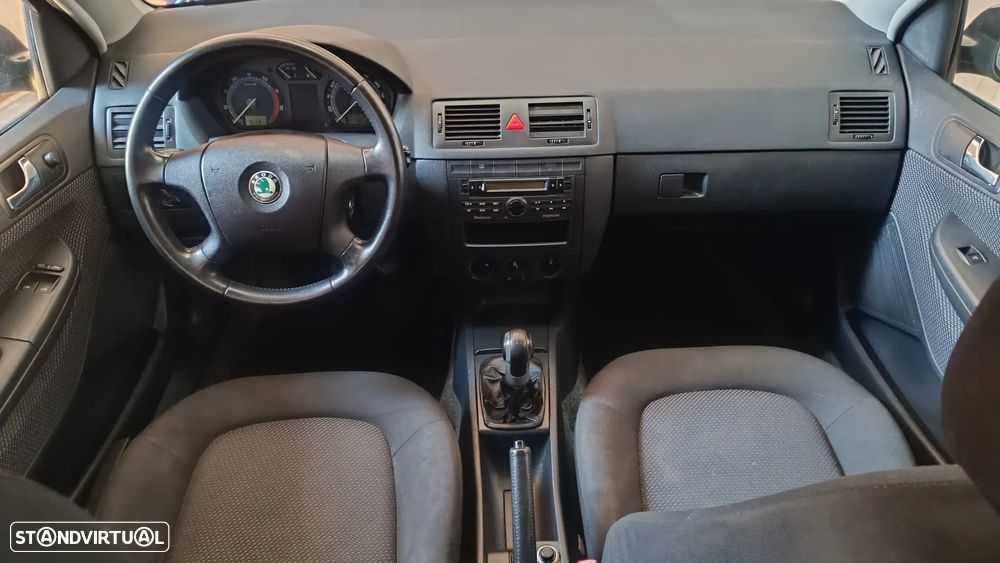 Skoda Fabia Break 1.2 Ambiente - 5