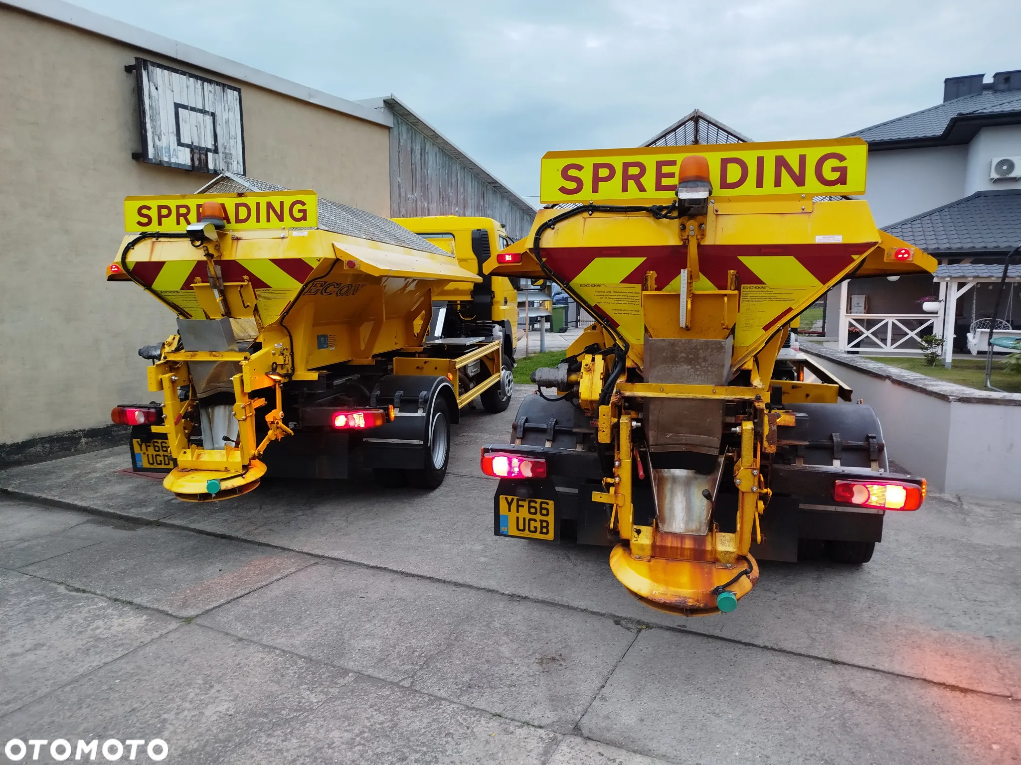 Mitsubishi CANTER 4x4 FUSO 180KM 6C18 Piaskarka Solarka Gritter Hydraulika Euro 6 - 4