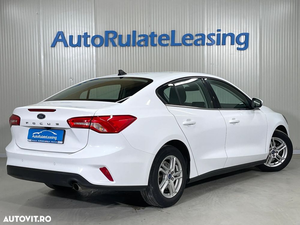 Ford Focus 1.0 EcoBoost Trend Edition - 4