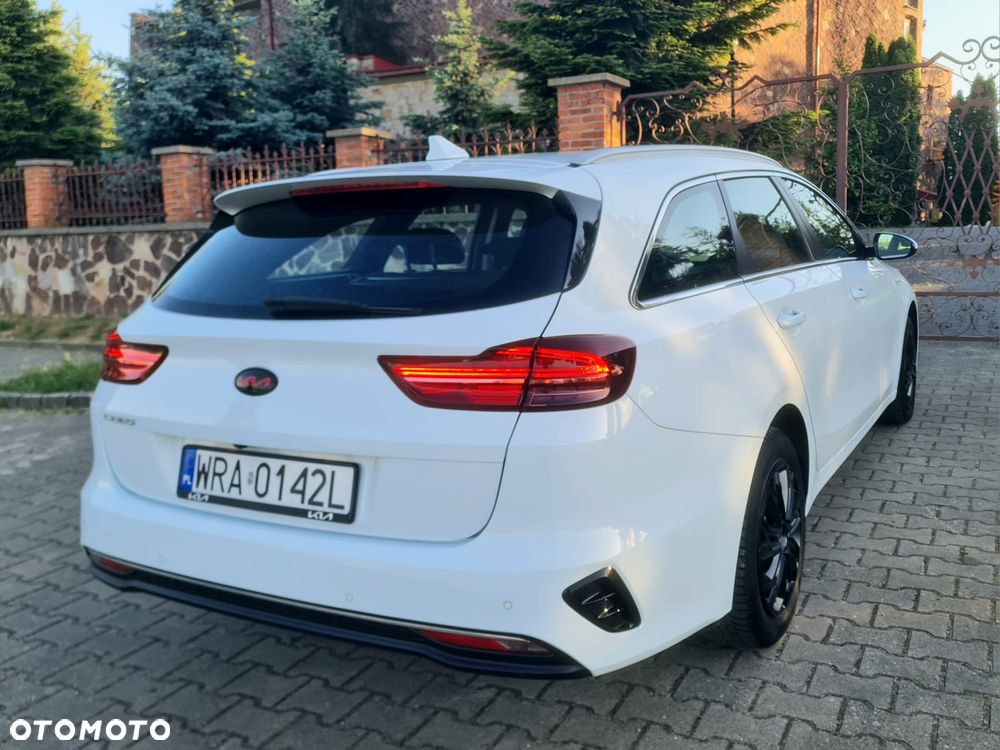 Kia Ceed 1.6 CRDi Platinum Edition - 6