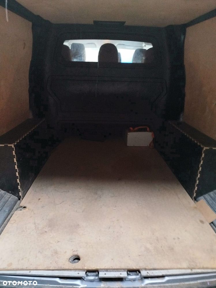 Opel Vivaro Extra Long 3,1t (bryg.) - 12