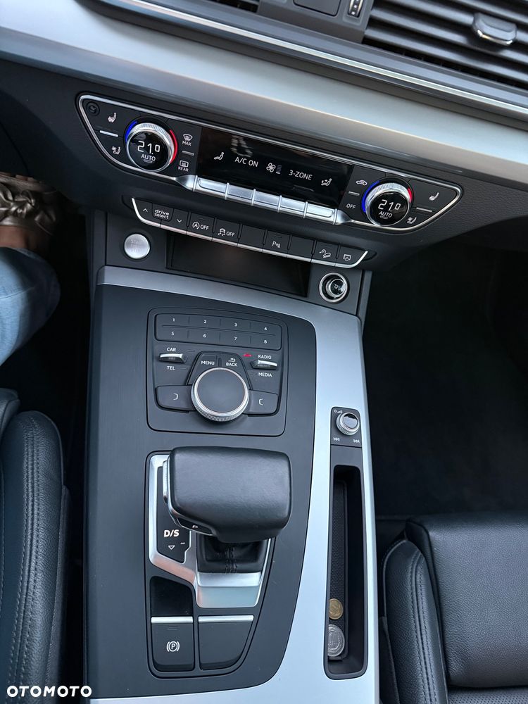 Audi Q5 - 10